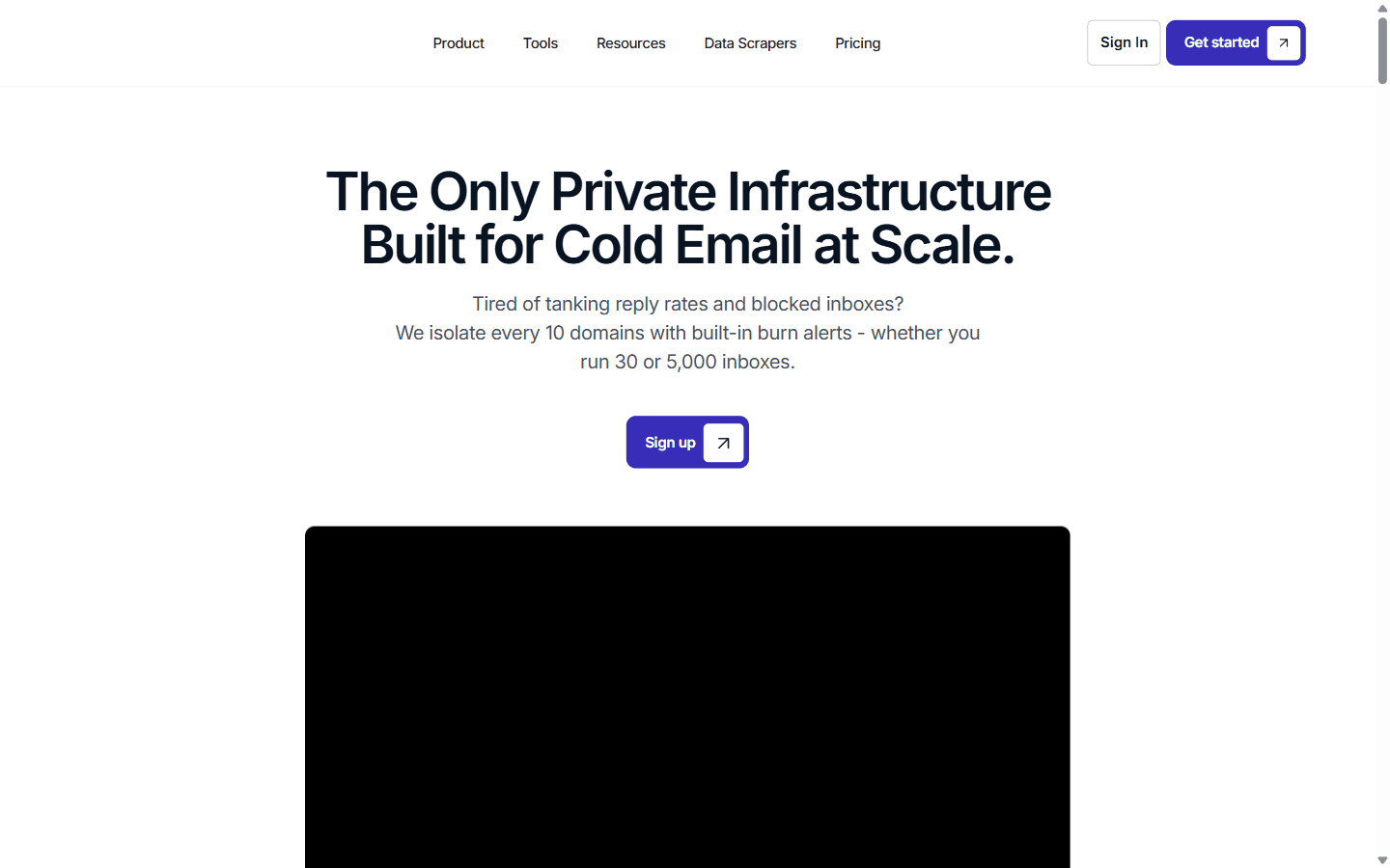 AeroSend homepage advertising private email infrastructure with 10-domain isolation pods